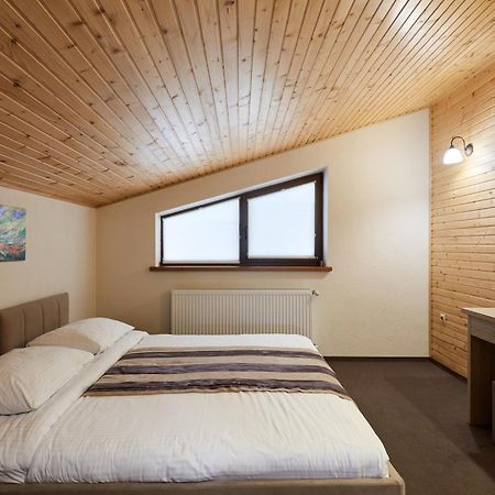 Graal Resort Bukovel Eksteriør bilde