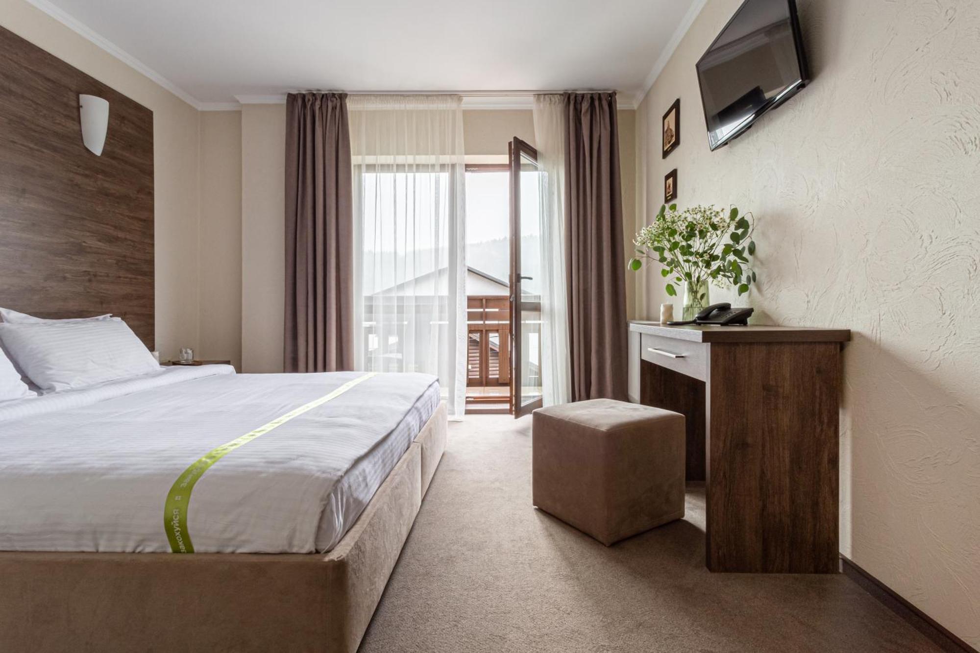 Graal Resort Bukovel Eksteriør bilde