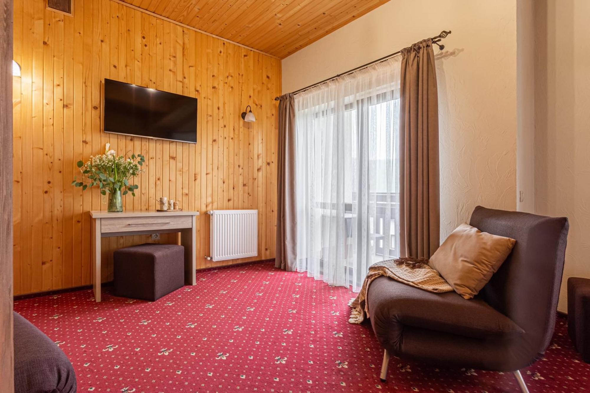 Graal Resort Bukovel Eksteriør bilde