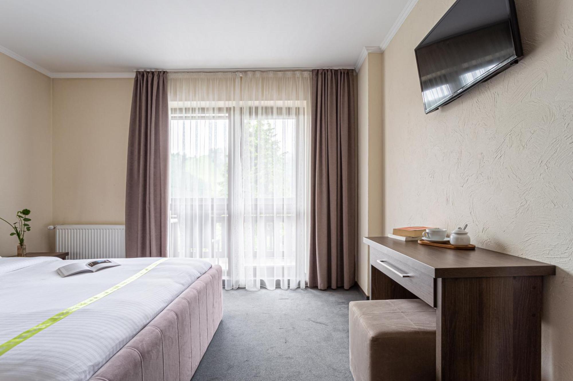 Graal Resort Bukovel Eksteriør bilde
