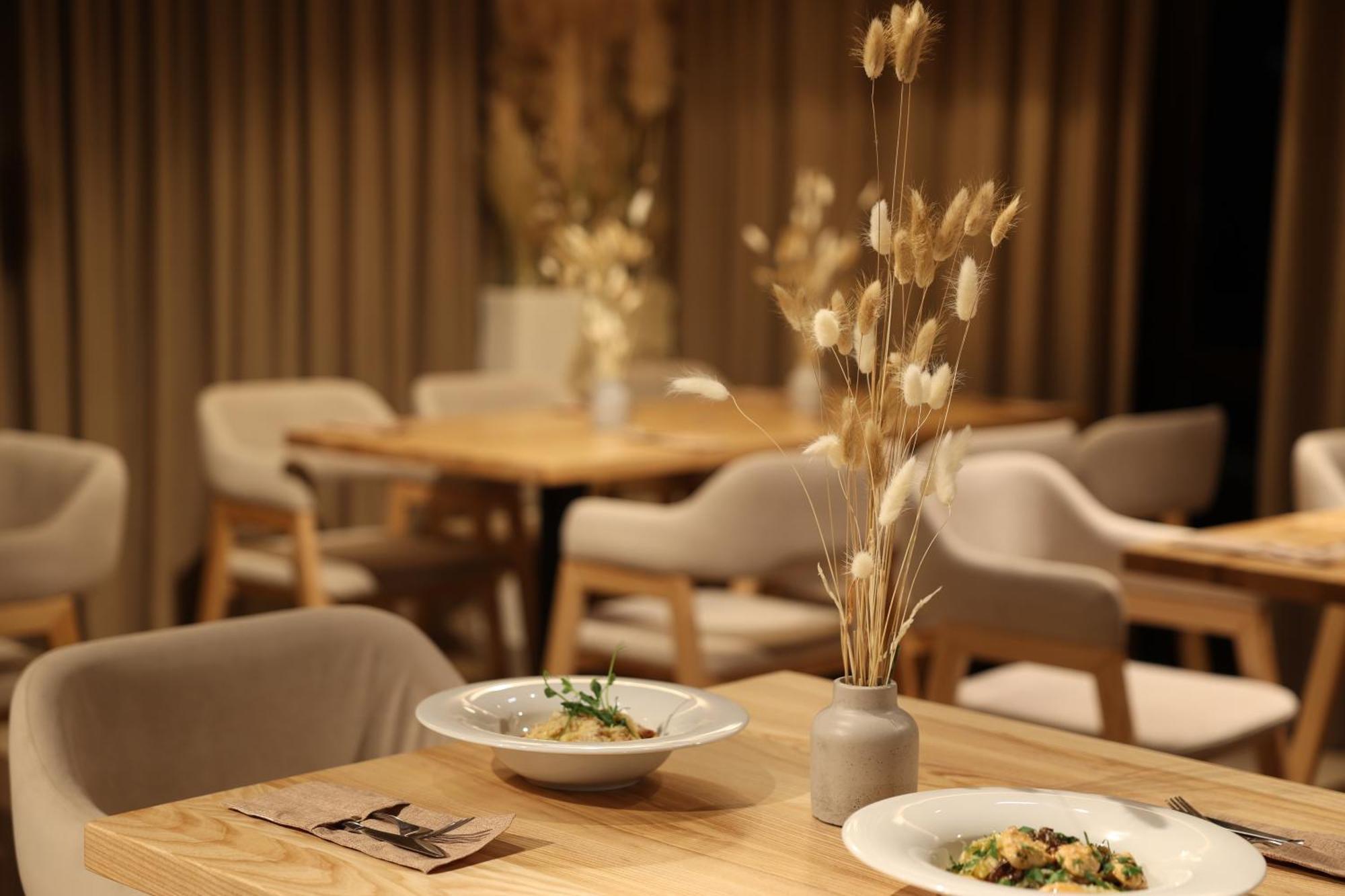 Graal Resort Bukovel Eksteriør bilde
