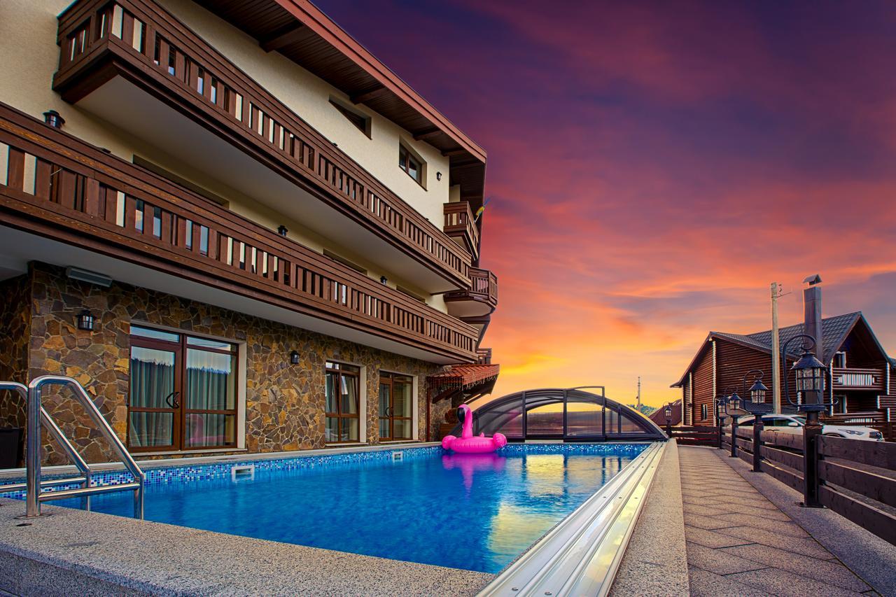 Graal Resort Bukovel Eksteriør bilde