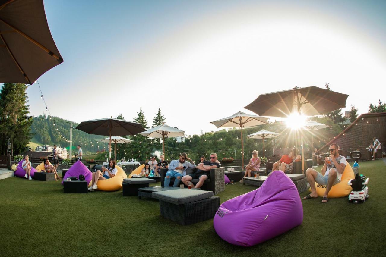 Graal Resort Bukovel Eksteriør bilde